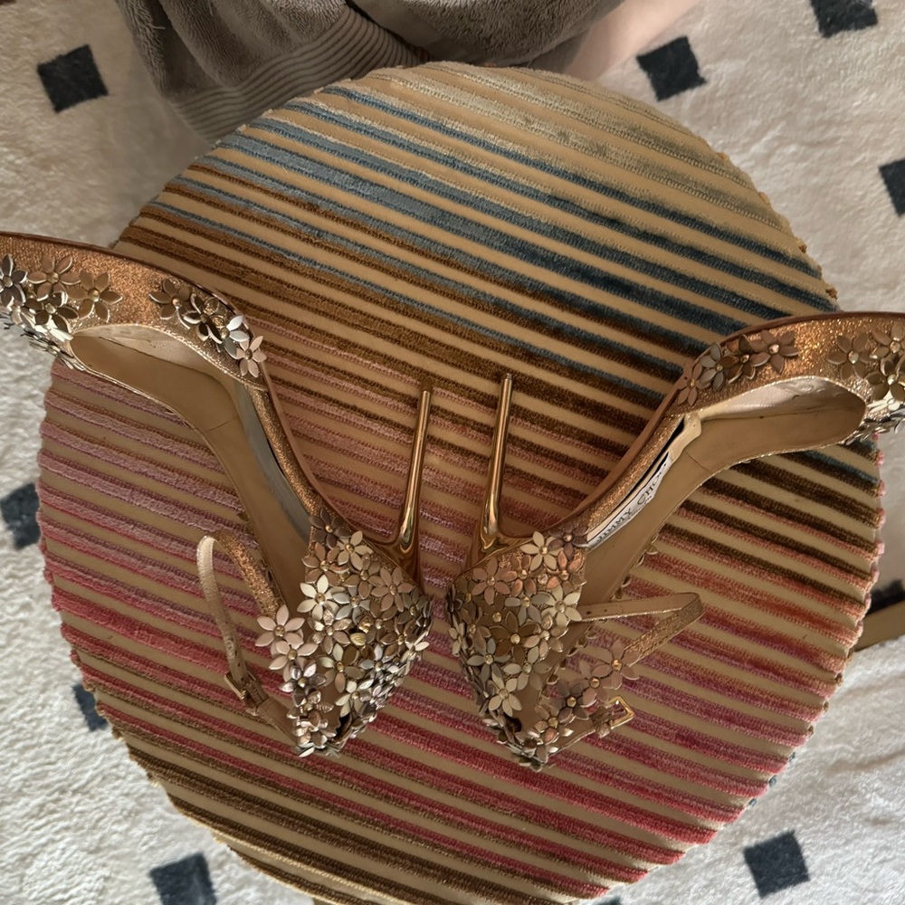 Jimmy Choo NWOT Lorelei Limited Edition Gold-Leather Flowers-Swarovski D’Orsay - Picture 12 of 16